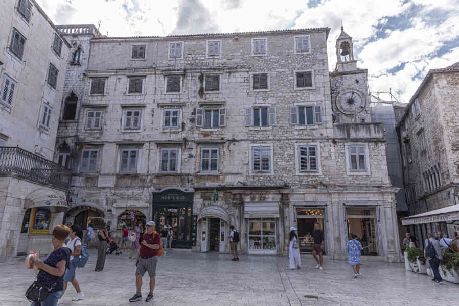Croacia - Split 52 - palacio de Diocleciano - plaza Narodni